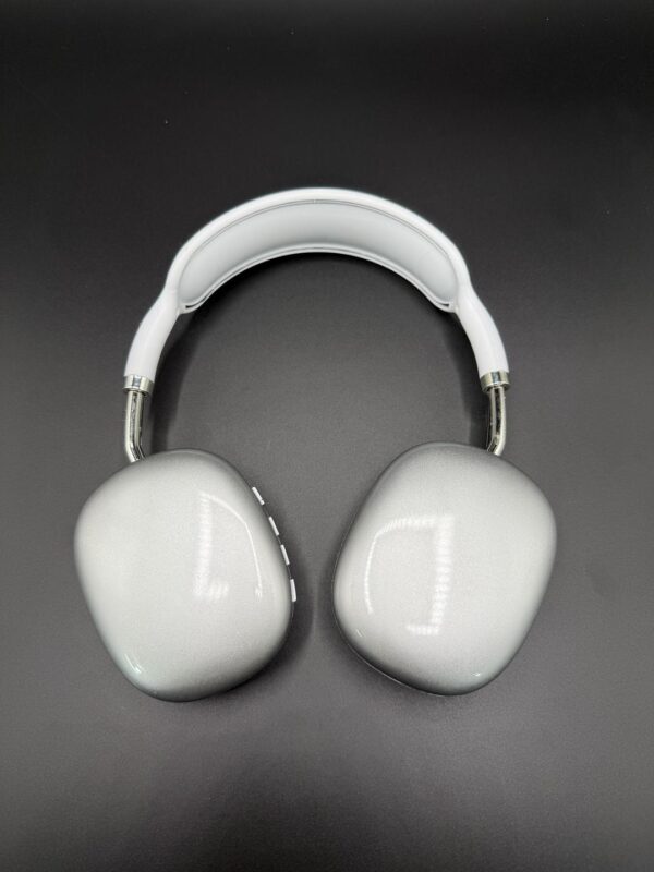P9 Headphones - Image 2